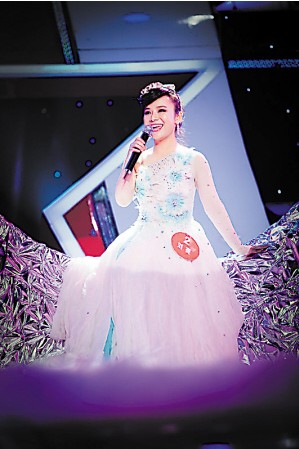 刘赛在中央电视台《星光大道》比赛现场。（刘赛 供图）